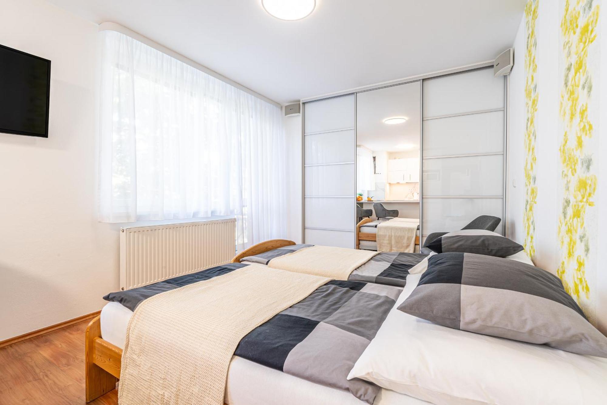 Apartment Komín Exteriér fotografie