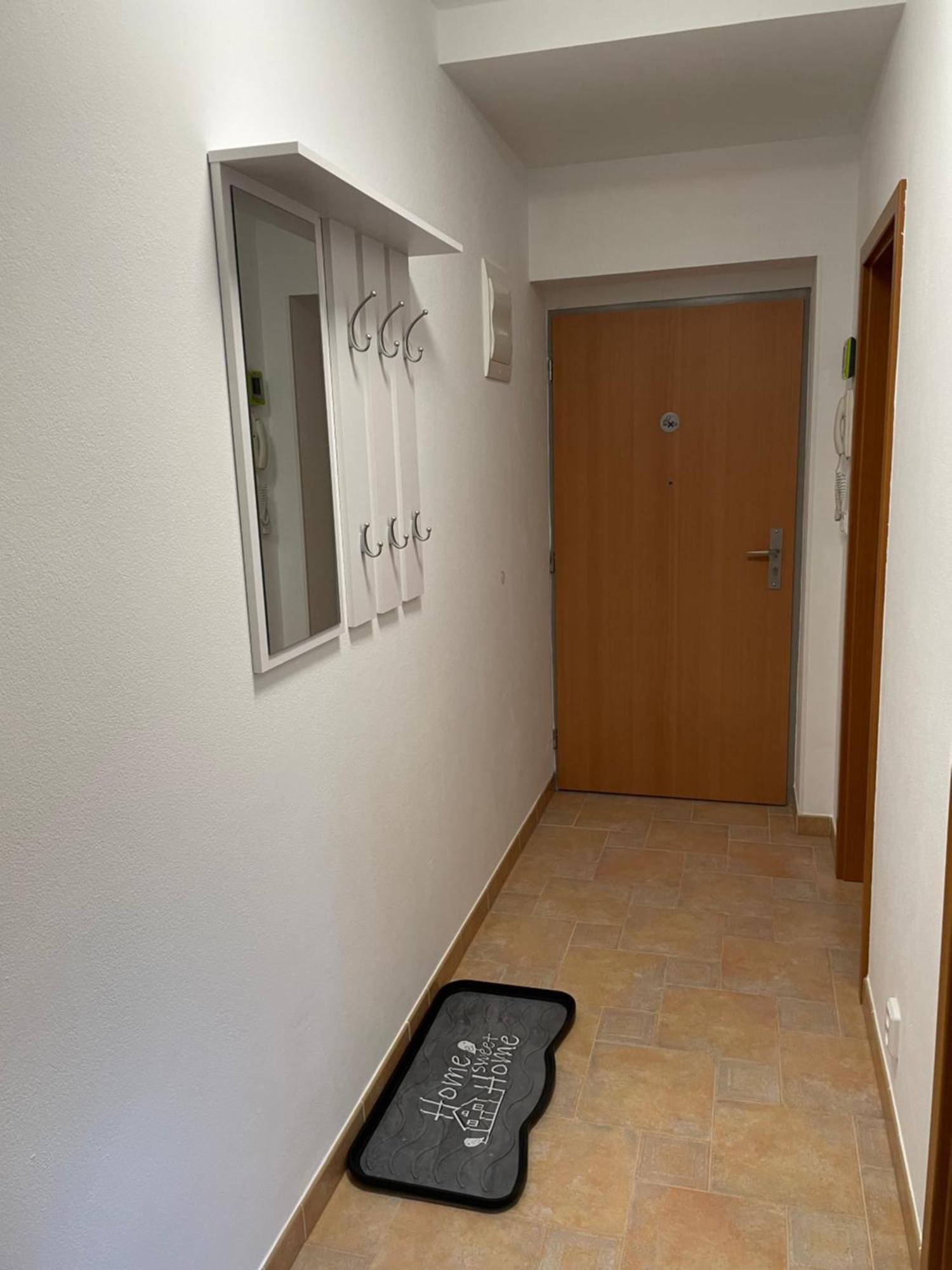 Apartment Komín Exteriér fotografie